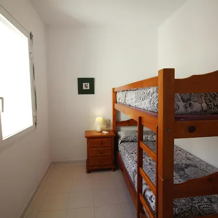 Llanca 11 Atic - Atico En Primera Linea De Mar, Gran Terraza Y Piscina Comunitaria - Es-228-60 Apartment *