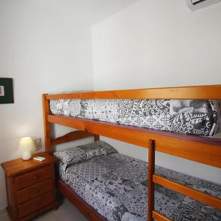 Llanca 11 Atic - Atico En Primera Linea De Mar, Gran Terraza Y Piscina Comunitaria - Es-228-60