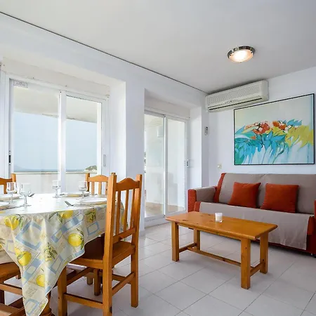 Llanca 11 Atic - Atico En Primera Linea De Mar, Gran Terraza Y Piscina Comunitaria - Es-228-60 Apartment *